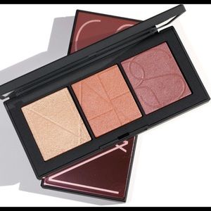 Nars coucher de soleil cheek pallete